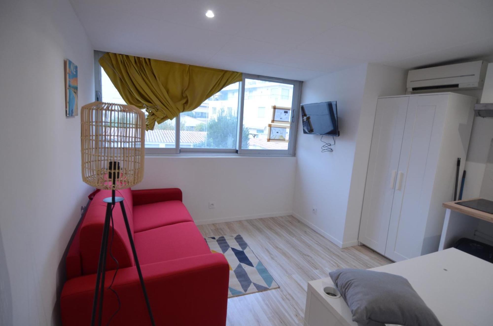 Studio Cassin - Next To Tramway Line 2 Near Airport Ница Екстериор снимка
